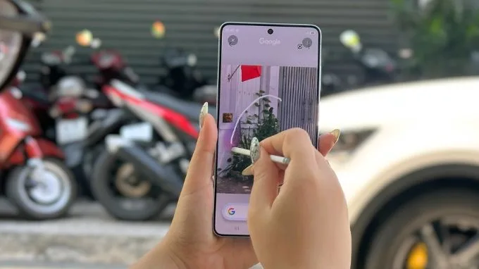 Galaxy S26 Ultra tích hợp sẵn bút S Pen, hỗ trợ nhiều Galaxy AI