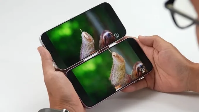 Cả 2 smartphone đều đáp ứng tốt nhu cầu giải trí, làm việc và chơi game hằng ngày