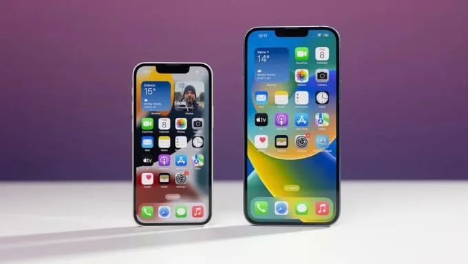 So sánh iPhone 14 Plus và iPhone 13 Mini về màn hình