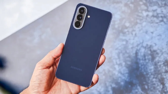 Galaxy A57 hướng đến phong cách cao cấp và tối giản hơn