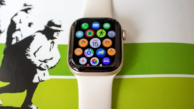 Apple Watch Series 11 sử dụng màn hình Always-On Retina LTPO3 OLED