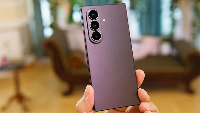 Galaxy Z Fold8 Ultra mang đến những thay đổi đáng kể về trọng lượng