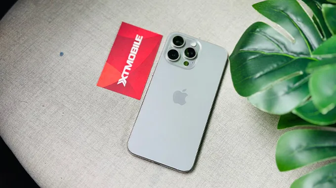 Camera tele zoom 3x có thiết kế prisma tetra mới
