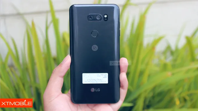 Thiết kế hoàn hảo của LG V30 ThinQ