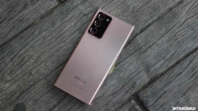 So sánh chi tiết Google Pixel 6 và Samsung Galaxy Note 20 Ultra thiết kế