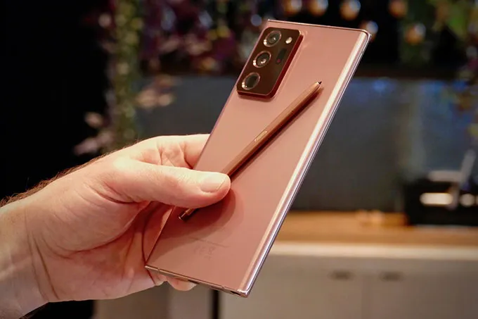 So sánh chi tiết Google Pixel 6 và Samsung Galaxy Note 20 Ultra chip