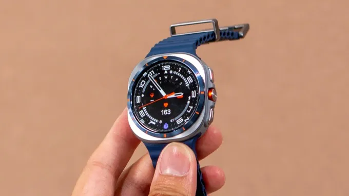 Vậy có nên mua Galaxy Watch Ultra 2025?