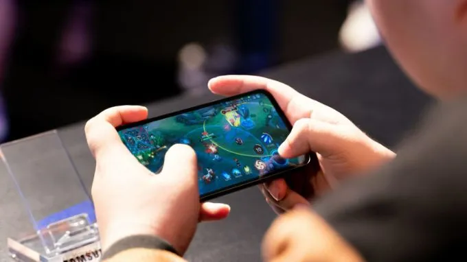 Chơi game mượt mà trên Galaxy A34