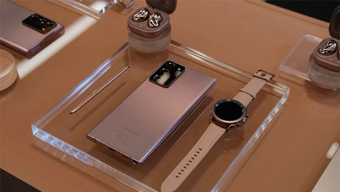So sánh chi tiết Google Pixel 6 và Samsung Galaxy Note 20