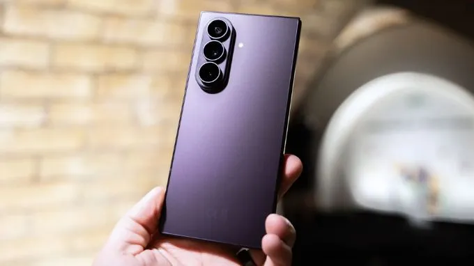 Z Fold8 Ultra 5G 16GB 1TB dành cho người dùng cần không gian lưu trữ lớn