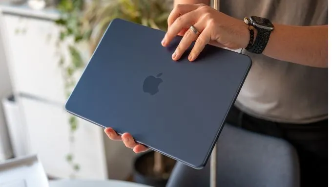 Có nên mua MacBook Neo nếu thường xuyên gọi video?