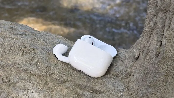 AirPods 5 được Apple trang bị khả năng chống bụi, mồ hôi và nước đạt chuẩn IP57