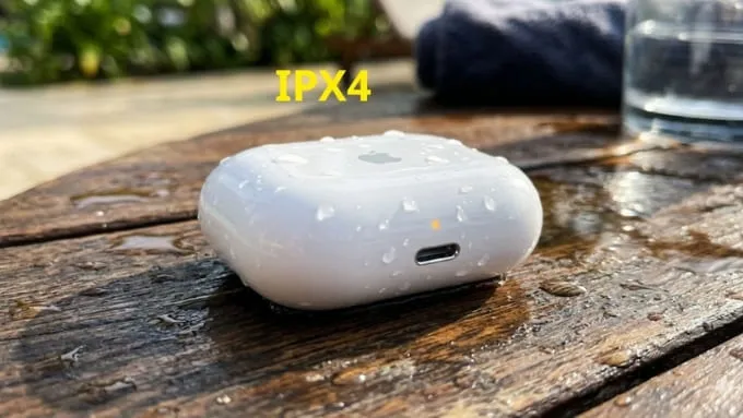 Tiêu chuẩn kháng nước IPX4 trên AirPods