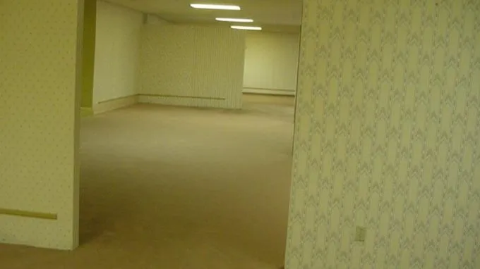 Backrooms là một truyền thuyết đô thị nổi tiếng trên Internet