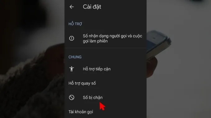 Nhấn vào mục Số bị chặn