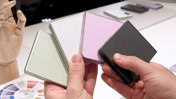 Cách chọn màu Galaxy Z Flip8 theo phong cách, cá tính