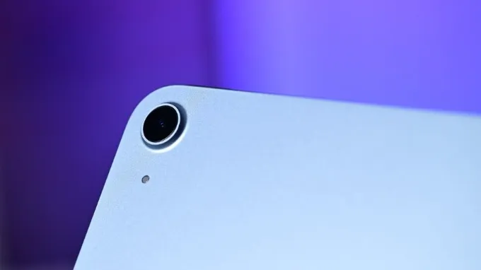 iPad Air M4 chỉ được trang bị một camera đơn 12MP ở mặt sau