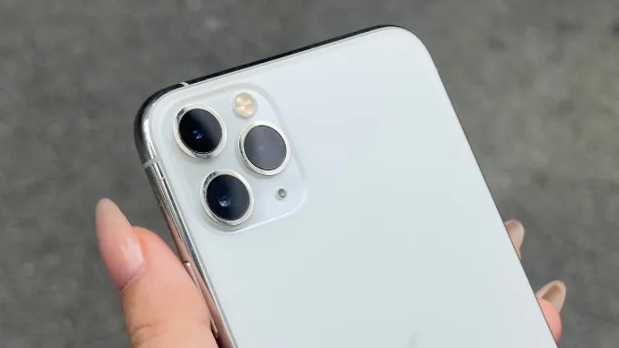 iPhone 11 Pro Max cũ còn hỗ trợ quay video 4K@60FPS