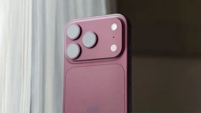 iPhone 18 Pro Max tập trung vào tính linh hoạt cơ khí với bộ ba camera 48MP