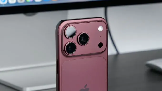 camera tele tiềm vọng trên iPhone 18 Pro cũng được nâng cấp mạnh