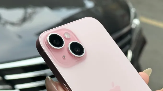 Camera phục vụ tốt nhu cầu chụp ảnh và quay video