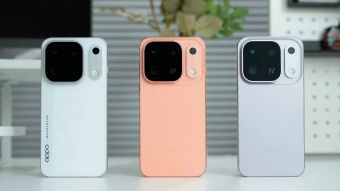 Find X10 Pro Max có ba tùy chọn màu sắc