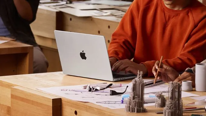 Có nên nâng cấp lên MacBook Pro 14 inch M6?