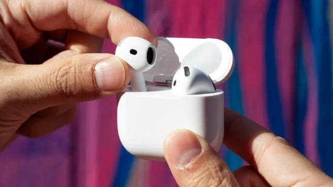 AirPods 5 tiếp tục duy trì phong cách đặc trưng của Apple