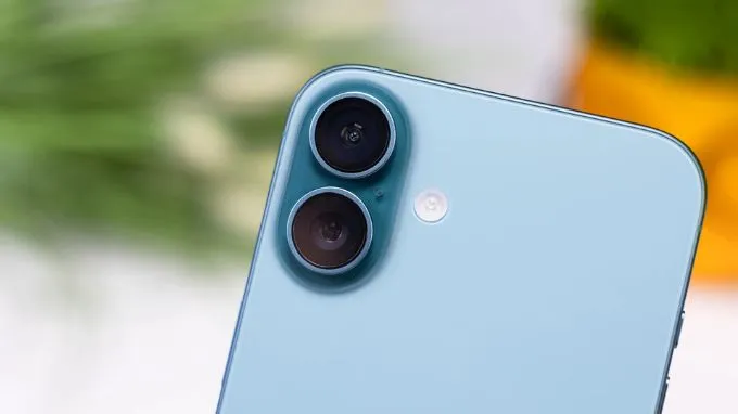 Đánh giá cụm camera trên iPhone 16 Plus
