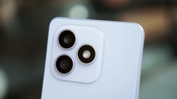 Đánh giá HONOR X8d về camera cho thấy thiết bị không cố chạy đua số lượng ống kính