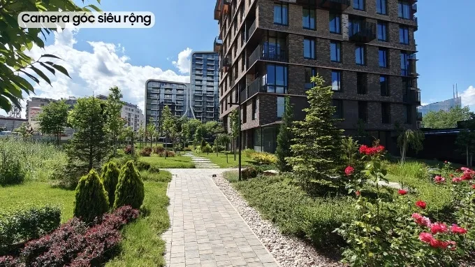 Camera góc siêu rộng tiếp tục mang đến trải nghiệm khá ấn tượng