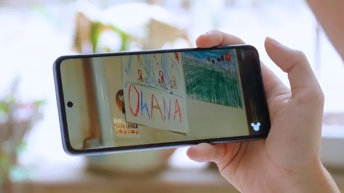 Điểm hạn chế lớn nhất của màn hình nằm ở độ phân giải HD+