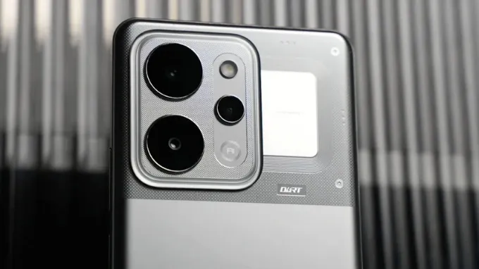 realme P4 Power 5G không sở hữu quá nhiều ống kính