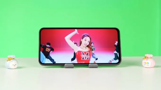 Hình ảnh hiển thị trên Galaxy A27 luôn sắc nét, sống động