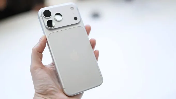 iPhone 18 Pro Max có ngoại hình tương tự như thế hệ iPhone 17 Pro Max