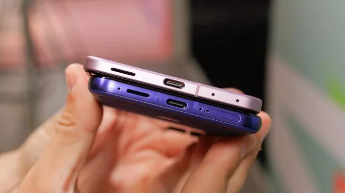 Trải nghiệm sạc pin Galaxy Z Flip8 thực tế