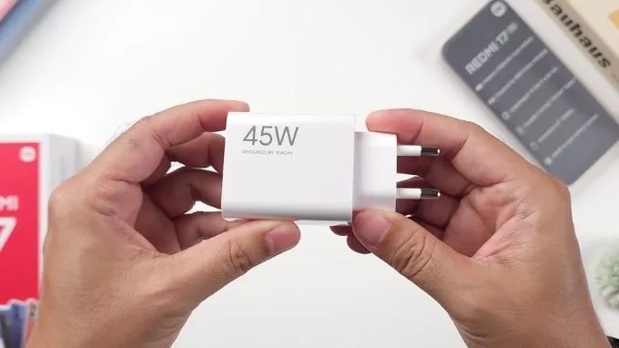 Dung lượng pin 7.500 mAh là điểm sáng lớn nhất