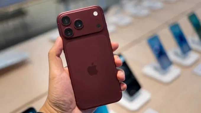 Dung lượng pin iPhone 18 Pro dễ dàng đáp ứng 1 ngày sử dụng nặng