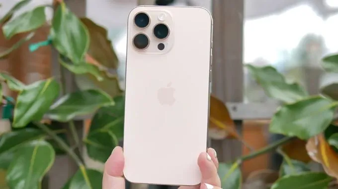 Dung lượng pin iPhone 16 Pro Max là bao nhiêu mAh