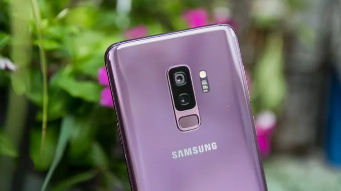 Samsung Galaxy S9 và Galaxy S10 Series