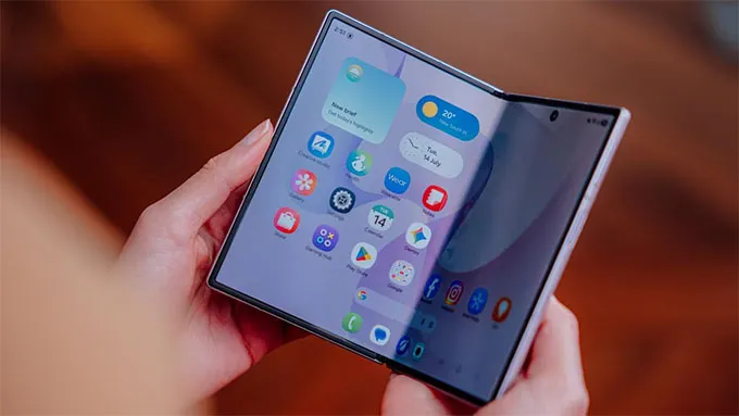 Samsung Galaxy Z Fold 8: Đối thủ trực tiếp nhất của iPhone Duo