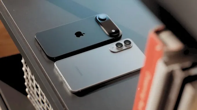 Giới thiệu tổng quan về iPhone Air và Galaxy S25 Edge