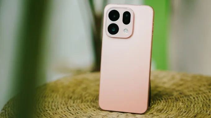 Giới thiệu về OPPO Find X9s