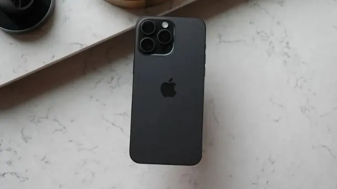 Ảnh iPhone 15 Pro Max Titan đen