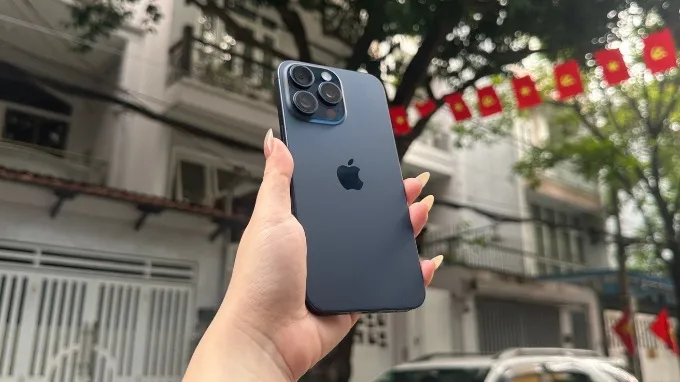 iPhone 15 Pro Max cũ vẫn đang là một trong những cái tên thống trị phân khúc