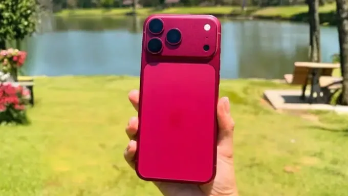 iPhone 18 Pro Max màu Dark Cherry (Đỏ anh đào)