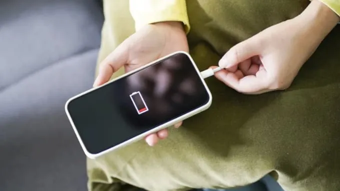 Cắm sạc liên tục 1 tiếng