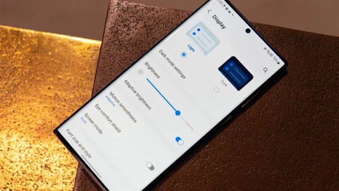 Khi nào nên dùng app tăng độ sáng màn hình điện thoại