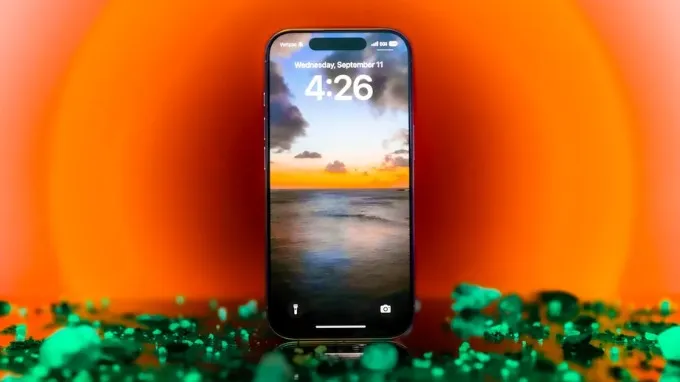 Màn hình iPhone 16 Pro Max có kích thước là 6.9 inch