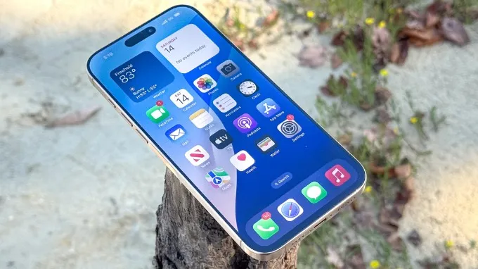 Màn hình iPhone 16 Pro Max có độ sáng tối đa lên đến 2.000 nits